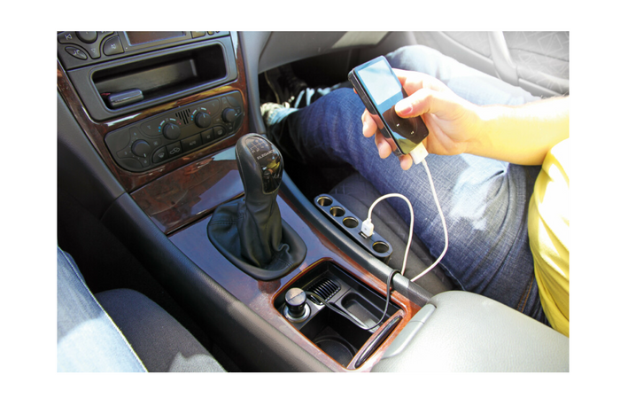 Sigarettenneruttaksplitter LAMP Multikontakt 4x 12/24V + 2x USB