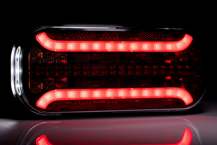 FRISTOM FT-230 LED baklykt, 6 funksjoner, universal