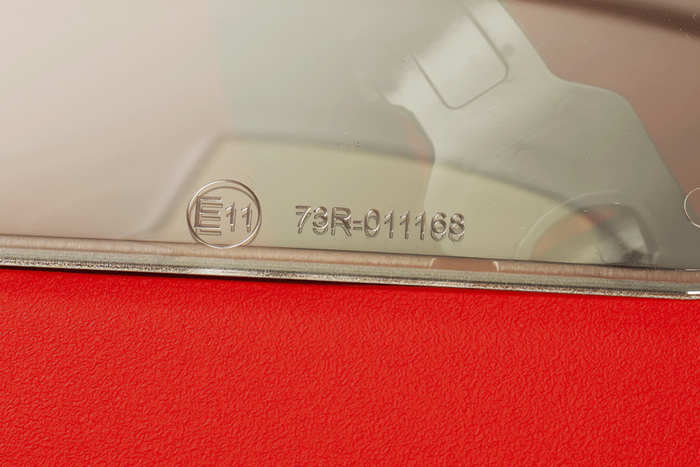 Brannslukningsboks 6kg DAKEN 82070 ADAMANT 611x310x247mm rød