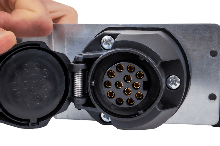 MANTES elektrisk installasjon, båthengerledningsnett, 11,67 m, 13-pins plugg, 2x 5-pins bajonetter