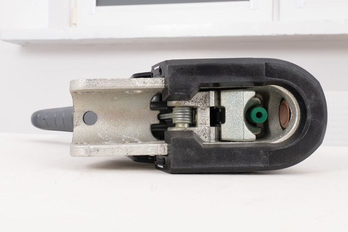 OUTLET KNOTT KS30 kulekobling med stabilisator for 3000 kg tilhenger med 50 mm rørdrag 85