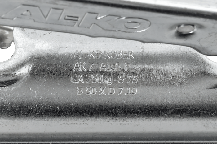 AL-KO AK7 PLUS kulekobling for 750 kg tilhenger med 50 mm rørformet dragstang