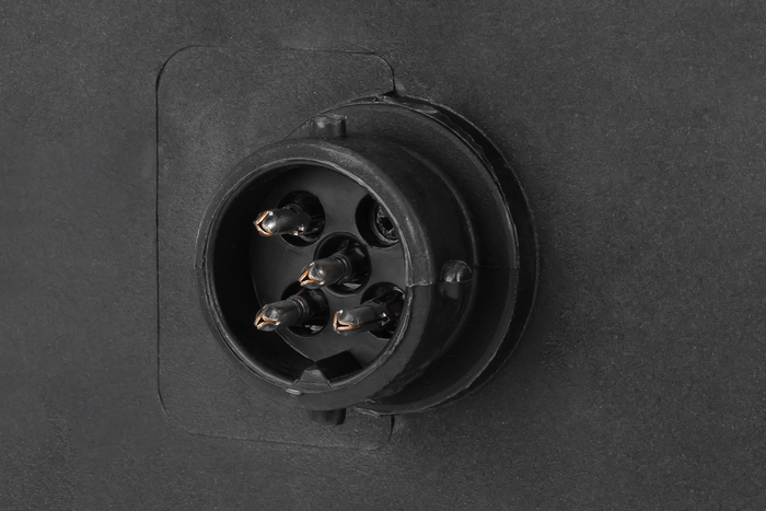 Lyssett: DOBPLAST DPT35 baklykter + ASPÖCK FLEXIPOINT I sidemarkeringslys + MANTES 4,5m 7PIN ledningsnett