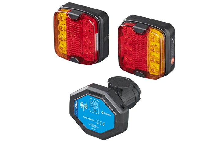 ProPlus LED 13-PIN baklykter 4 funksjoner venstre + høyre, magnetisk, Bluetooth
