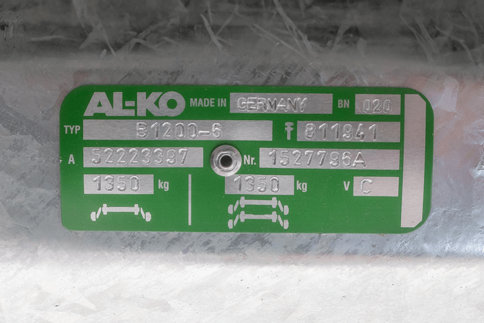 AL-KO COMPACT bremseaksel for tilhenger / bergingsbil 1350kg 1260mm 1630mm 5x112
