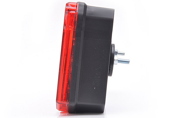 Baklykt WAŚ W125P 6 fungerer høyre