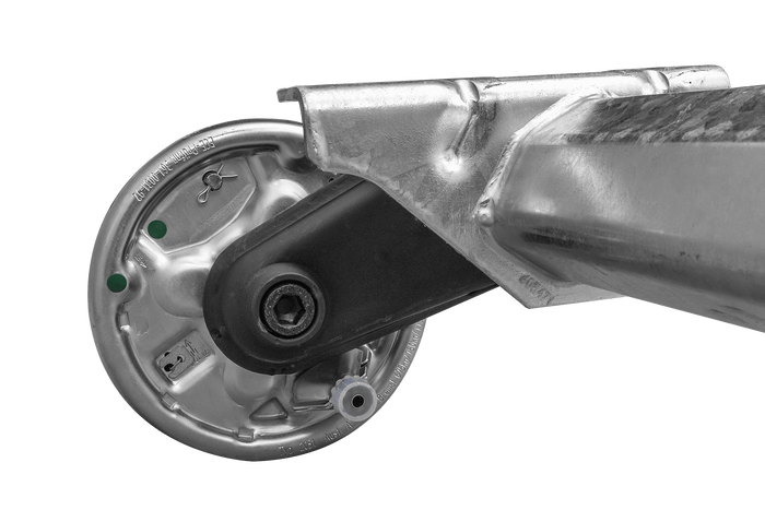 AL-KO COMPACT bremseaksel for tilhenger / bergingsbil 1350kg 1100mm 1500mm 5x112