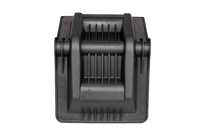 Hjørnehjørne som sikrer UNITRAILER transportbelter