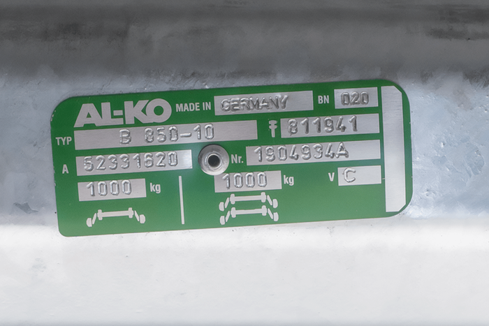 AL-KO COMPACT bremseaksel for tilhenger / bergingsbil 1000kg 1200mm 1570mm 4x100