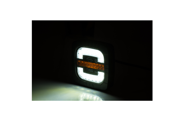 Lampa zespolona przednia z uchwytem Traktor