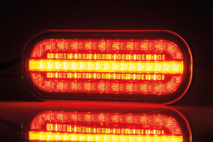 FRISTOM FT-320 LED bajonett baklykt, 3 universelle funksjoner