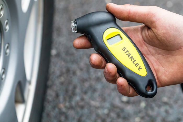 STANLEY Digital dekktrykksmåler for biler 0–6,2 bar