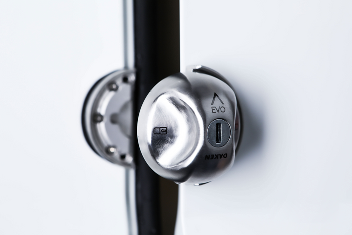 DAKEN SATURN EVO 1/2 innbruddssikring for buss og semitrailer