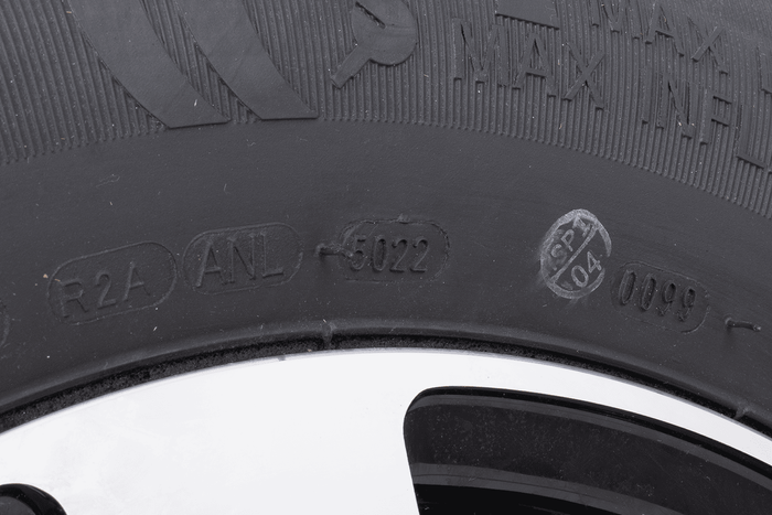 OUTLET Forsterket tilhengerhjul DEKK KENDA 165 R13C 96/94N ALU FELG STARCO 5Jx13 4x100 ET:30 60,5mm