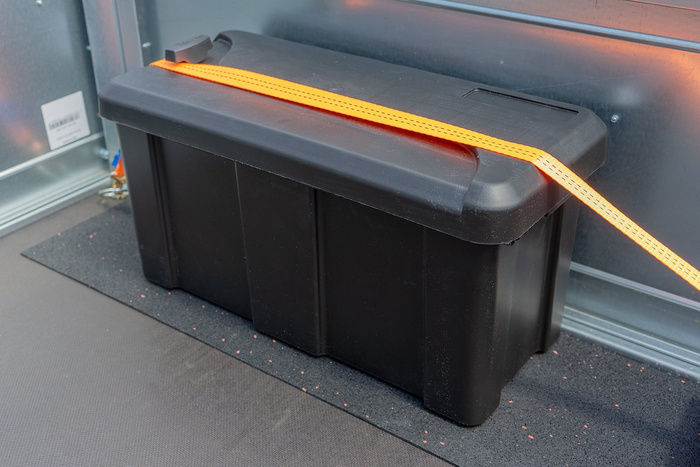 Anti-skli matte 5000x250x3 mm UNITRAILER