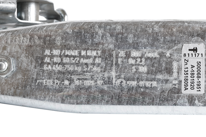 AL-KO 60S/2 påløpsanordning med AK161 tilhengerfeste for en 750 kg tilhenger med firkantet drag