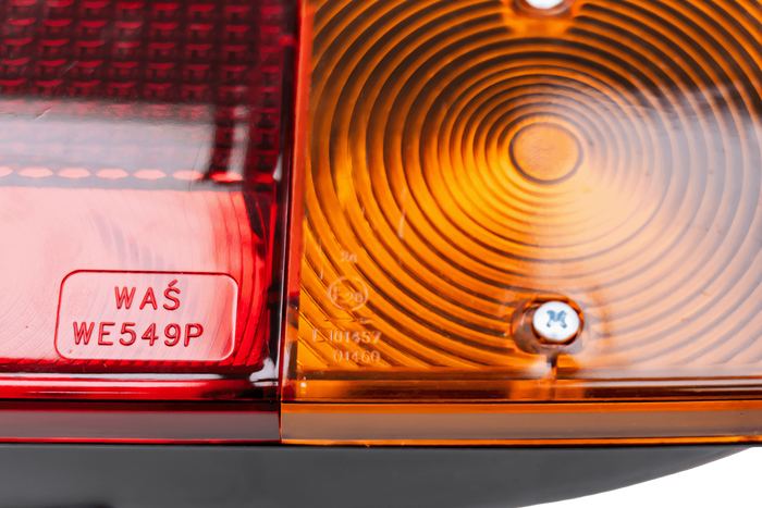 Baklykt WAŚ WE549P 3 fungerer høyre