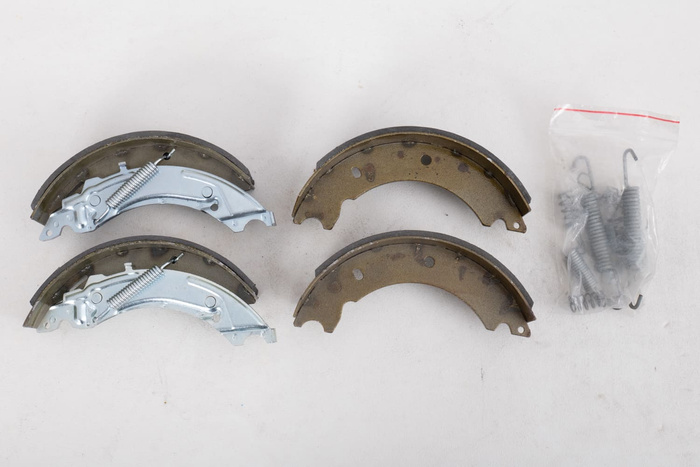 UTSALG Bremsesko for bremsede aksler KNOTT 200x50 SETT