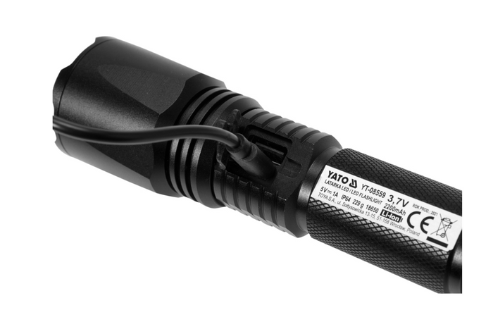 YATO YT-085609 LED 900lm multifunksjonslommelykt, powerbank, flaskeåpner, nødhammer
