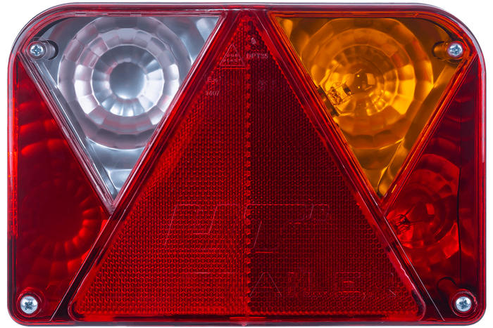 Lyssett: DOBPLAST DPT35 baklykter + ASPÖCK FLEXIPOINT I sidemarkeringslys + MANTES 5,2m 13-pinners ledningsnett