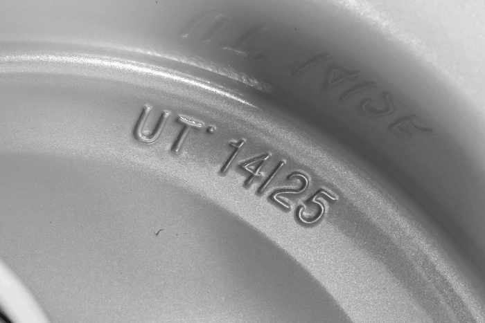 UNITRAILER stålfelg 5,5Ix8"H2 3x128 med lagre 6205-2RS