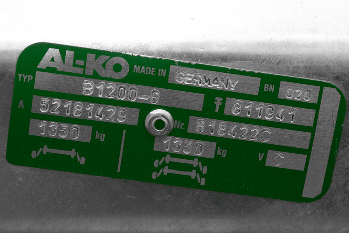 AL-KO COMPACT bremseaksel for tilhenger / bergingsbil 1350kg 1350mm 1800mm 5x112