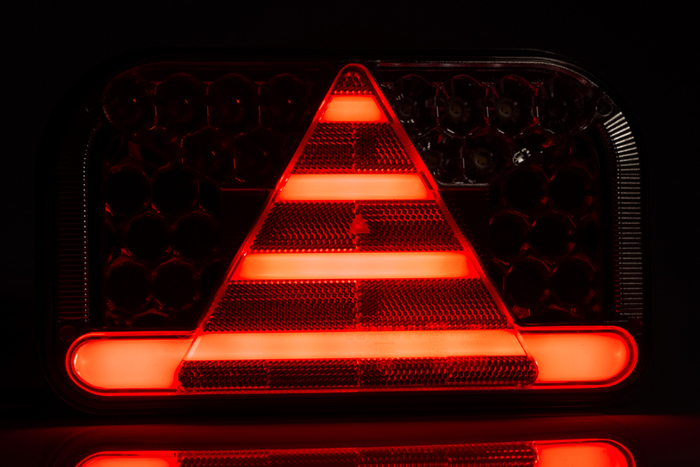 Baklys FRISTOM FT-170 LED 6 funksjoner høyre