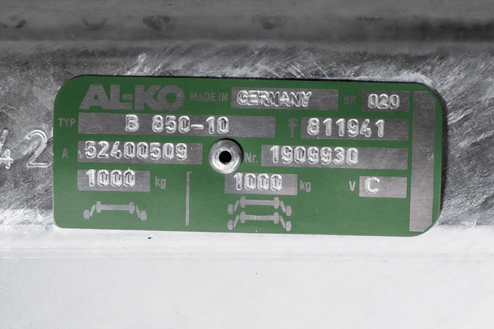 AL-KO COMPACT bremseaksel for tilhenger / bergingsbil 1000kg 1200mm 1780mm 4x100