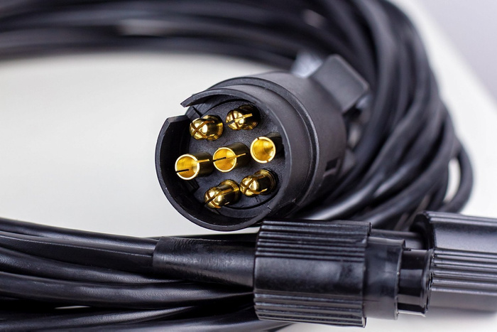 FRISTOM LED-baklykter + MANTES 4m 7PIN-ledning