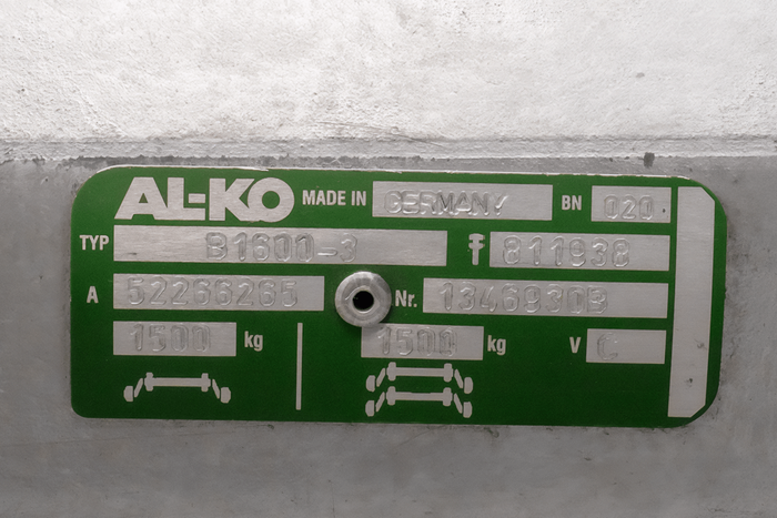 AL-KO COMPACT bremseaksel for tilhenger / bergingsbil 1500kg 1300mm 1750mm 5x112
