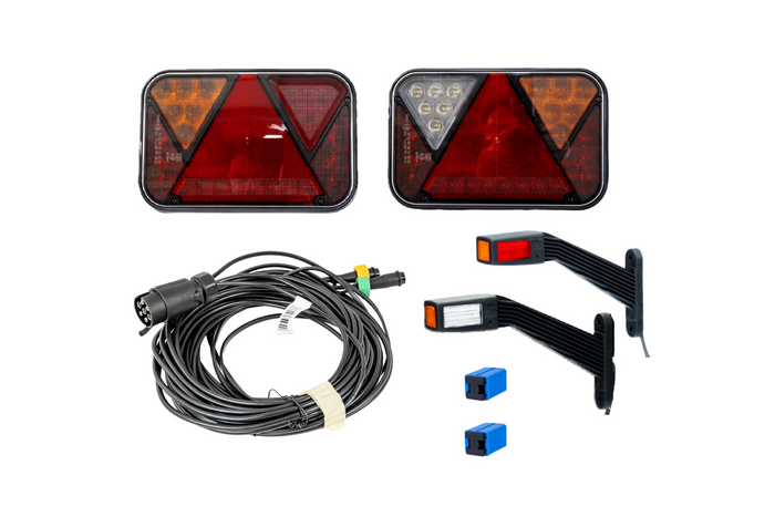 Lyssett: FRISTOM FT-270 LED-baklys + FRISTOM FT-145 LED-sidemarkeringslys + MANTES 7m 7-PIN sele