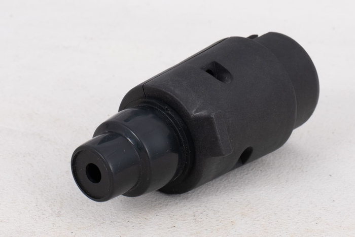 UTSTIKK 7-PIN KAMAR -plugg for tilhengerfeste