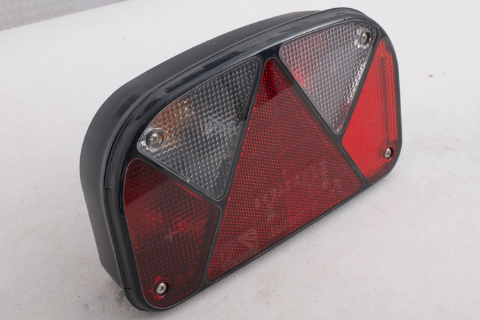 UTSTIKKSTYKKE ASPÖCK Multipoint II baklys 6 funksjoner venstre