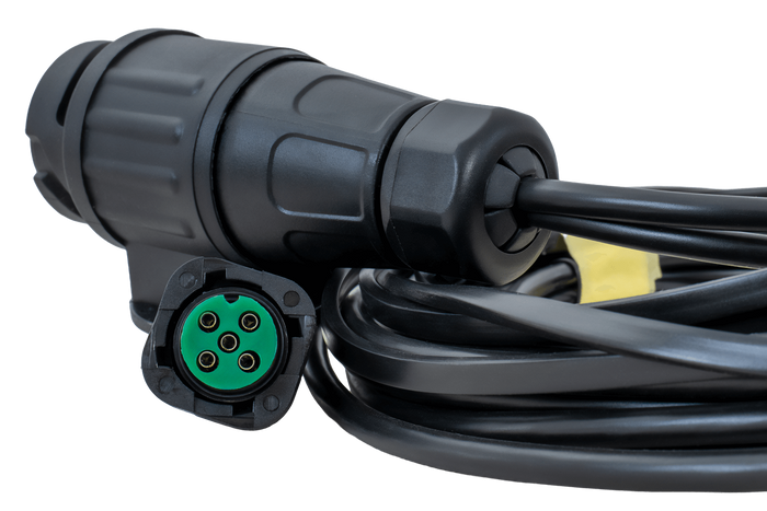 Lyssett: DOBPLAST DPT35 baklykter + ASPÖCK FLEXIPOINT I sidemarkeringslys + MANTES 4,5m 13-pinners ledningsnett