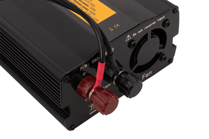 Spenningsomformer 12V/230V (300/600W) KAMAR E1922