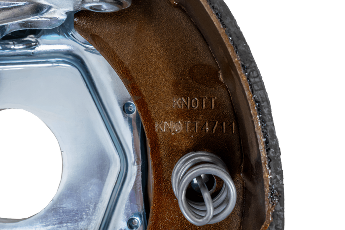 Bremsesett med ankerskive KNOTT 24489.69K brems 200x50 venstre