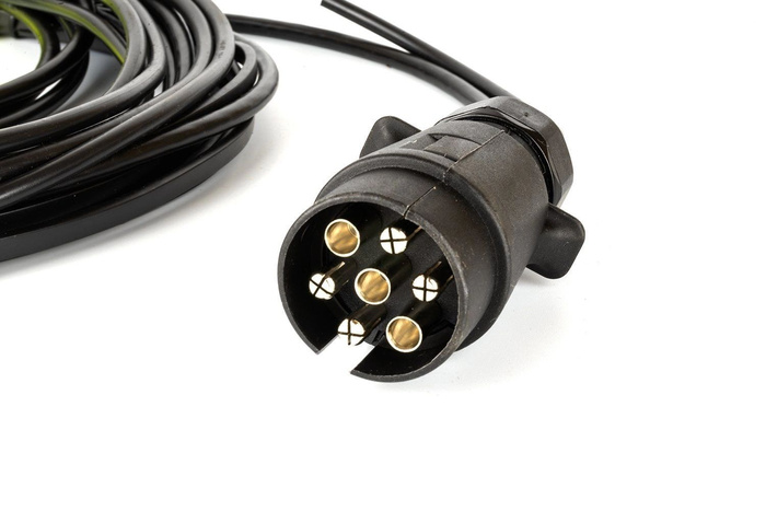 Lyssett: FRISTOM LED-baklykter + HORPOL LED-sidemarkeringslys + MANTES 5,2 m 7-pins ledningsnett