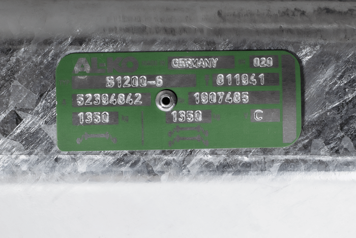 AL-KO COMPACT bremseaksel for tilhenger / bergingsbil 1350kg 1350mm 1900mm 4x100