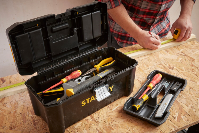 STANLEY Essential Verktøykasse med Organisatorer 410x210x200mm 8l