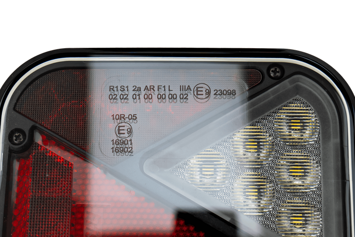 Baklys FRISTOM FT-270 LED CANBUS 6 fungerer høyre