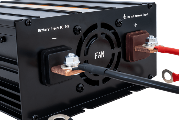 Spenningsomformer 24V/230V (1000/2000W) KAMAR E1927