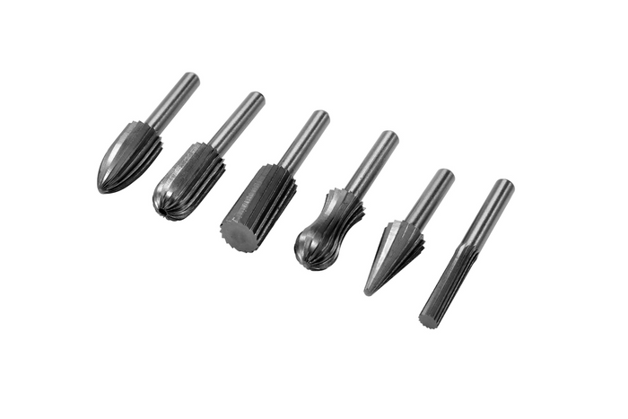 Sett med YATO YT-61711 skaftfreser for metall, 6 mm holder for rettsliper, 6 deler