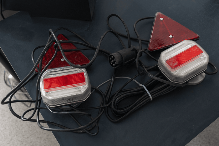 UTSTIKKSALG TT Technology TT.12019T LED-baklykter med magnet + 7,5 m 7-PIN ledning