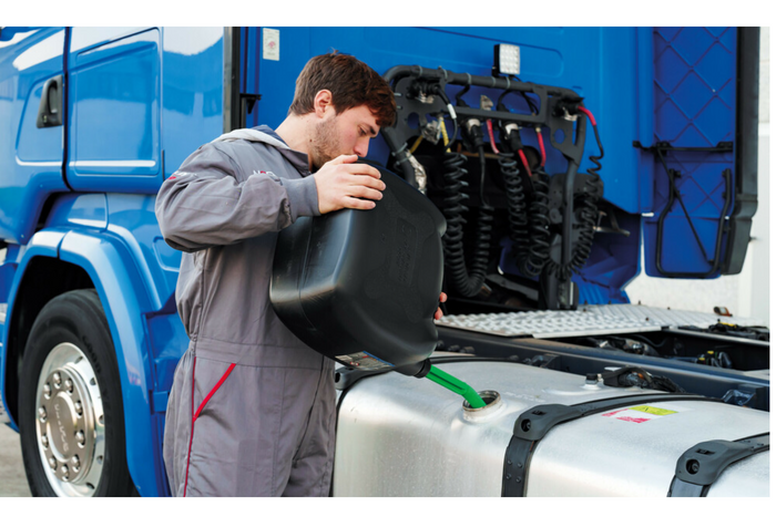 20L LAMPA plastdunk med trakt