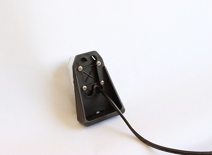 Sett med to ASPÖCK FLEXIPOINT I universalmarkeringslamper med brakett