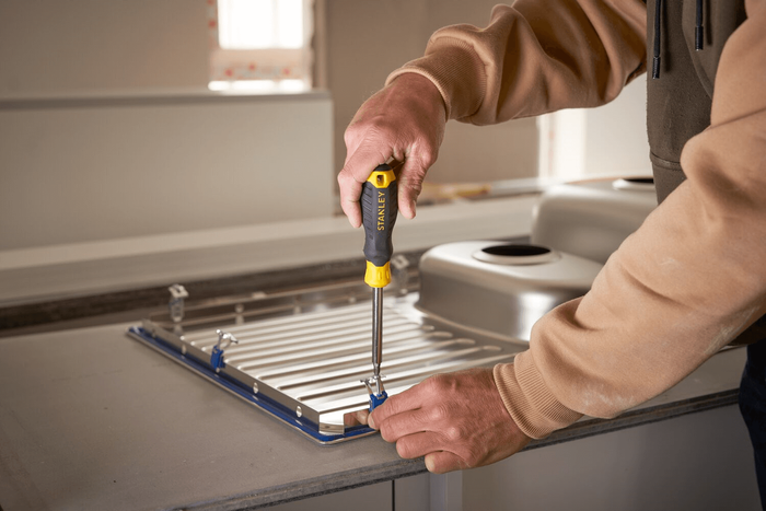 STANLEY MULTIBIT 34-delers skrutrekker med bitsett