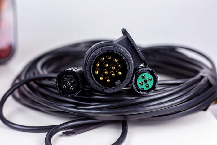 ASPÖCK MULTIPOINT V baklykter + MANTES 5m 13-PIN sele