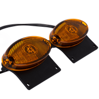 Sett med to ASPÖCK FLATPOINT II LED-markeringslamper, oransje, universal, med brakett