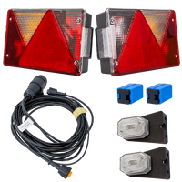 Lyssett: ASPÖCK MULTIPOINT IV baklykter + ASPÖCK FLEXIPOINT I sidemarkeringslys + MANTES 4,5m 13-PIN ledningsnett