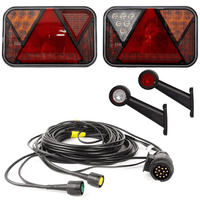 Lyssett: FRISTOM LED-baklys + HORPOL LED-sidemarkeringslys + MANTES 7m 13-PIN sele